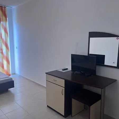 Guest House Kolev 2 - Free Parking And Wi Fi-2